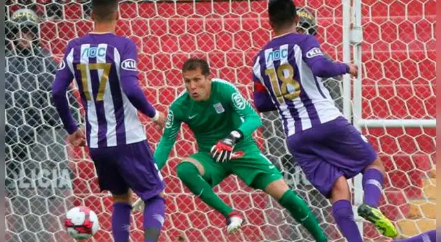 Leao Butrón renovó por todo el 2019 con Alianza Lima. Leao Butrón renovó por todo el 2019 con Alianza Lima.