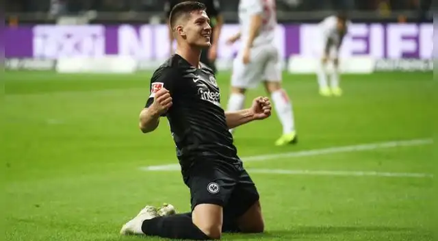 ¡Crack! Jugador del Frankfurt hizo cinco goles en la victoria de su equipo sobre el Fortuna Dusseldorf ¡Crack! Jugador del Frankfurt hizo cinco goles en la victoria de su equipo sobre el Fortuna Dusseldorf