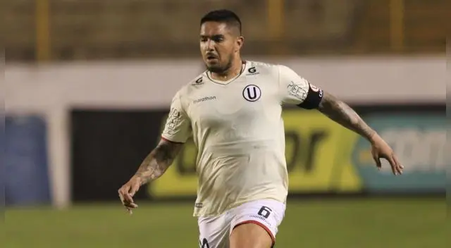 Nicolás Córdova dejó fuera de la lista a Juan Manuel Vargas para el decisivo duelo que afrontará Universitario este sábado ante Binacional, en Moquegua. 