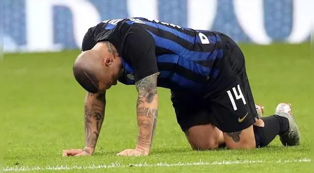 Barcelona vs Inter de Milán: Radja Nainggolan ha sido descartado por el conjunto italiano para el partido por Champions League. Barcelona vs Inter de Milán: Radja Nainggolan ha sido descartado por el conjunto italiano para el partido por Champions League.