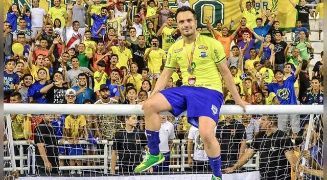 El jugador más exitoso del futsal anuncia su retiro de la Selección Brasileña