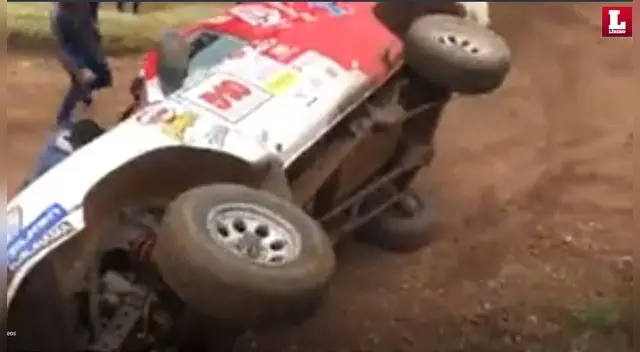 Facebook: Fernanda Kanno sufrió accidente durante rally Caminos del Inca pero continúa la carrera [VIDEO]