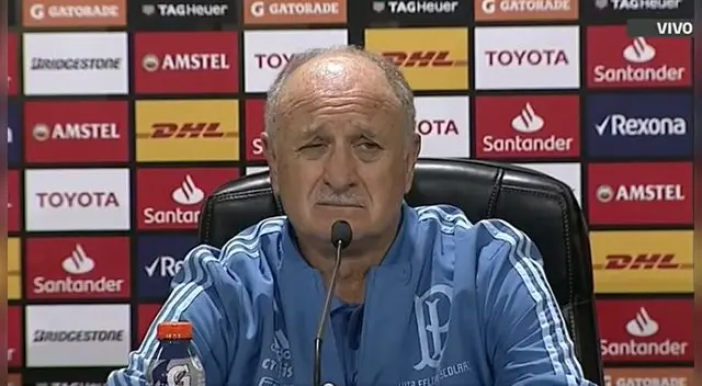 Copa Libertadores: jugadores de Boca Juniors no dejaron hablar en conferencia de prensa a Luiz Felipe Scolari Copa Libertadores: jugadores de Boca Juniors no dejaron hablar en conferencia de prensa a Luiz Felipe Scolari