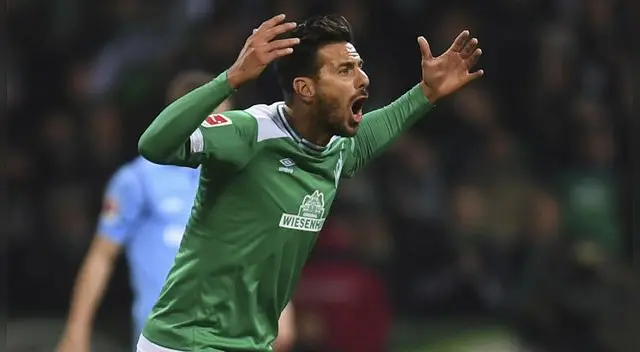 Claudio Pizarro, con el Werder Bremen, consigue récord histórico en la Bundesliga. Claudio Pizarro, con el Werder Bremen, consigue récord histórico en la Bundesliga.