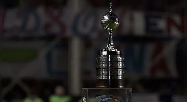 La Copa Libertadores está al rojo vivo y este martes se reinician las semifinales. La Copa Libertadores está al rojo vivo y este martes se reinician las semifinales.