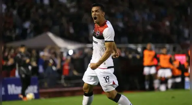 Newells venció 2-0 a Argentinos Juniors por la jornada 10 de la Superliga Argentina.