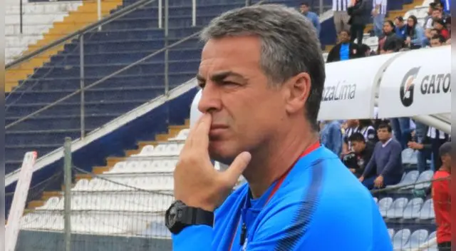 Alianza Lima: Pablo Bengoechea está feliz de que su equipo juegue a la uruguaya | Torneo Clausura 2018. Alianza Lima: Pablo Bengoechea está feliz de que su equipo juegue a la uruguaya | Torneo Clausura 2018.