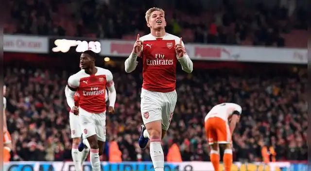 Arsenal venció 2-1 al Blackpool por la Capital One Cup - Copa Carabao. Arsenal venció 2-1 al Blackpool por la Capital One Cup - Copa Carabao.