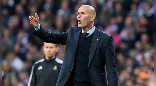 Zinedine Zidane le guiña el ojo a todos en Juventus | Serie A. Zinedine Zidane le guiña el ojo a todos en Juventus | Serie A.