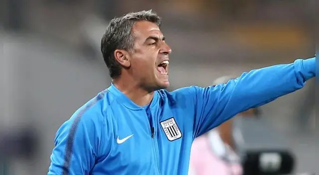 En conferencia de prensa, el estratega uruguayo analizó el triunfo de Alianza Lima sobre Universitario por 2-1. En conferencia de prensa, el estratega uruguayo analizó el triunfo de Alianza Lima sobre Universitario por 2-1.