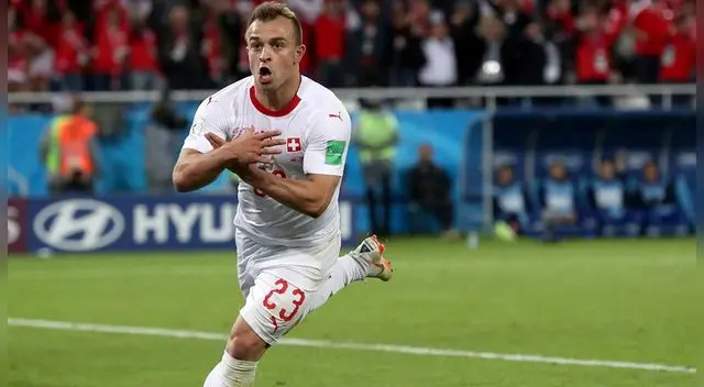 Xherdan Shaqiri celebró con la 'doble águila albanesa' su gol ante Serbia en el Mundial. Xherdan Shaqiri celebró con la 'doble águila albanesa' su gol ante Serbia en el Mundial.