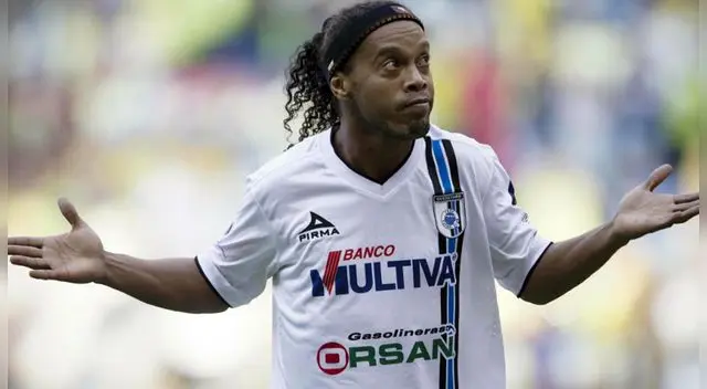 Ronaldinho: Jugador brasileño se encuentra en bancarrota 