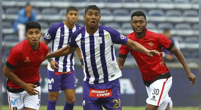 Aldair Fuentes tiene 20 años y es de la cantera de Alianza Lima. 