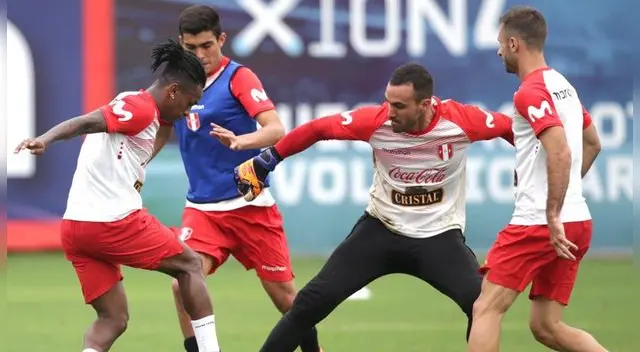 Selección Peruana entrena por cuarto día consecutivo de cara a amistosos con Ecuador y Costa Rica. Selección Peruana entrena por cuarto día consecutivo de cara a amistosos con Ecuador y Costa Rica.