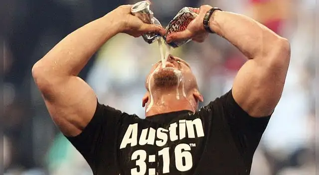 WWE: Stone Cold Steven Austin dejó la cerverza