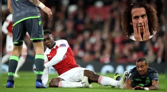 Danny Welbeck saltó para pelear un balón,pero tuvo una mala caída por la cual habría sufrido una rotura de tobillo. Danny Welbeck saltó para pelear un balón,pero tuvo una mala caída por la cual habría sufrido una rotura de tobillo.