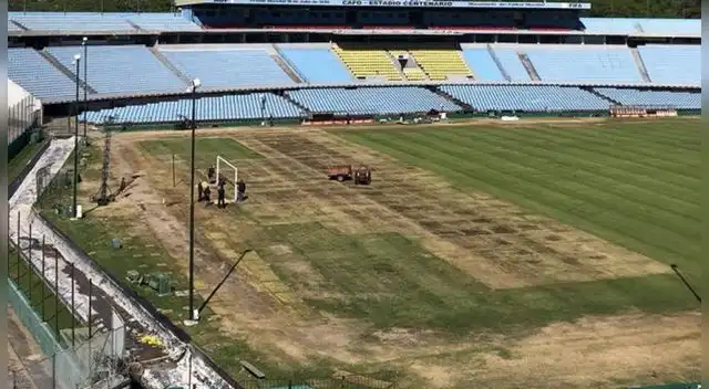 Peñarol vs Nacional: pintan cancha del Centenario para clásico uruguayo