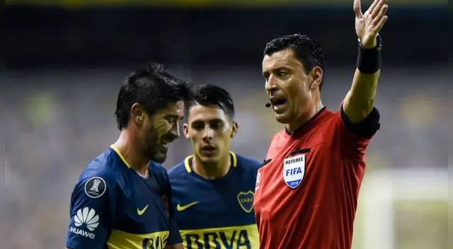 Boca Juniors vs River Plate: El oscuro antecedente del árbitro de final de la Copa Libertadores Boca Juniors vs River Plate: El oscuro antecedente del árbitro de final de la Copa Libertadores