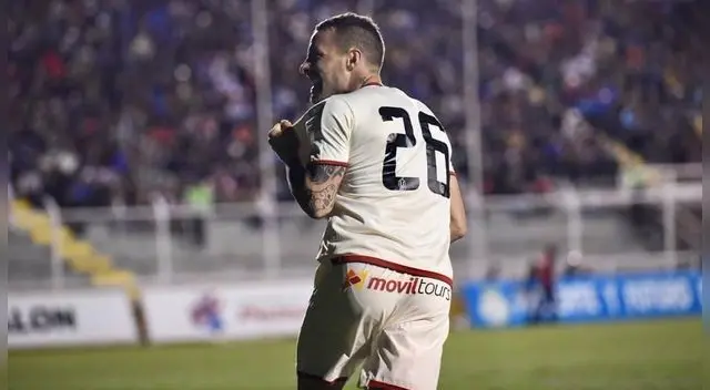 Pablo Lavandeira celebra el gol triunfal de Universitario ante Real Garcilaso. Pablo Lavandeira celebra el gol triunfal de Universitario ante Real Garcilaso.