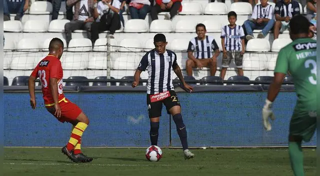 Alianza Lima venció 2-1 a Sport Huancayo y clasificó a la semifinal por el Campeonato Nacional. Alianza Lima venció 2-1 a Sport Huancayo y clasificó a la semifinal por el Campeonato Nacional.