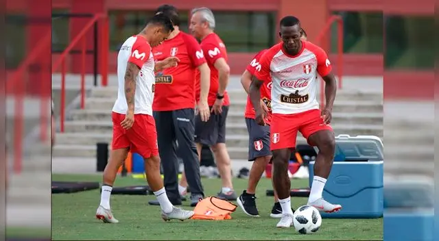 Luis Advíncula es titular indiscutible en la selección peruana. 
