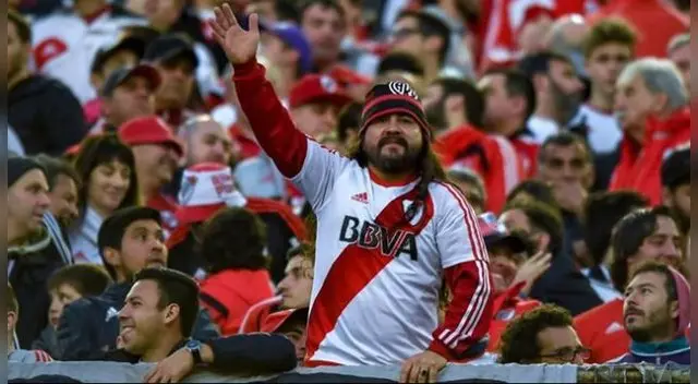 River Plate: Hinchas del equipo denunciaron robo de entradas