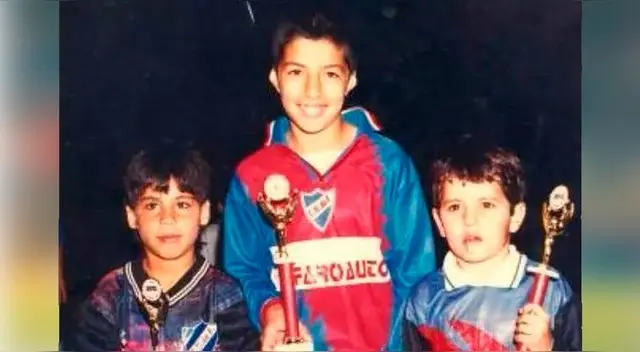 Cristiano Ronaldo: Primer sueldo de Xavi Hernández, Luis Suárez, Kun Agüero, Gianluigi Buffon, Edinson Cavani, Arturo Vidal │ FOTOS Cristiano Ronaldo: Primer sueldo de Xavi Hernández, Luis Suárez, Kun Agüero, Gianluigi Buffon, Edinson Cavani, Arturo Vidal │ FOTOS