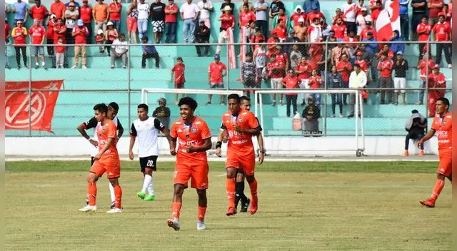 César Vallejo venció 2-0 a Juan Aurich y clasificó a la final de la Segunda División. César Vallejo venció 2-0 a Juan Aurich y clasificó a la final de la Segunda División.