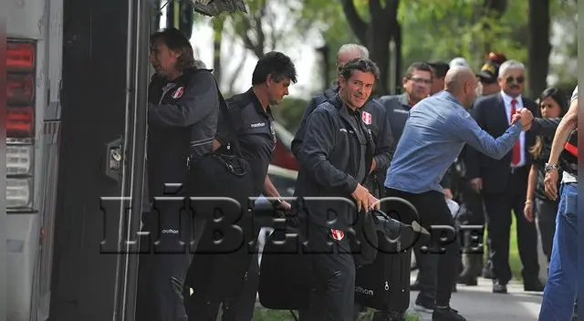 La llegada de la Selección Peruana a Arequipa para amistoso con Costa Rica.