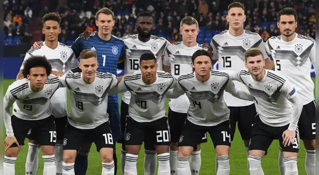 Importante marca se despide de la Selección Alemana con llamativa camiseta Importante marca se despide de la Selección Alemana con llamativa camiseta