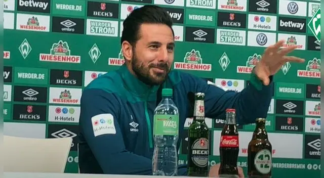 Claudio Pizarro sobre premio Bambi: "Lo colocaré junto al trofeo de Champions League" Claudio Pizarro sobre premio Bambi: "Lo colocaré junto al trofeo de Champions League"