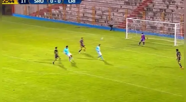 Con suerte, Calcaterra anotó en el Cristal vs Sport Rosario, en la última fecha del Torneo Clausura 2018. Con suerte, Calcaterra anotó en el Cristal vs Sport Rosario, en la última fecha del Torneo Clausura 2018.