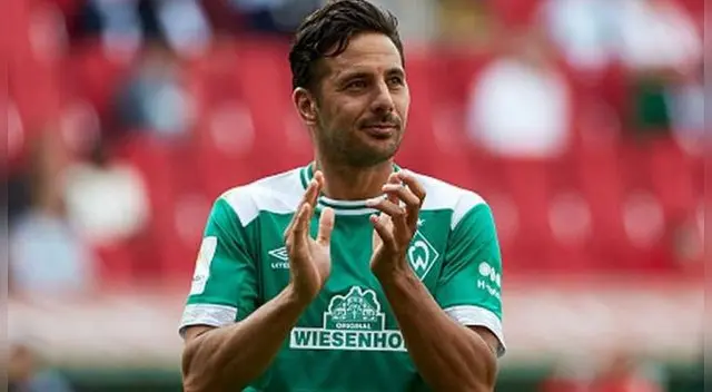 Claudio Pizarro se quedaría tres años más en Werder Bremen, según Frank Baumann gerente deportivo Claudio Pizarro se quedaría tres años más en Werder Bremen, según Frank Baumann gerente deportivo