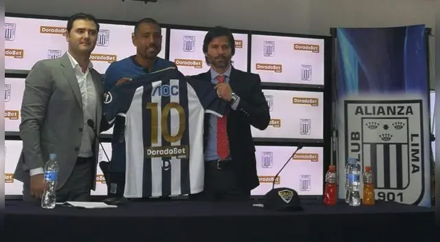 El logo de Doradobet aparecerá en la parte posterior de la camiseta de Alianza Lima desde el partido contra Melgar. 