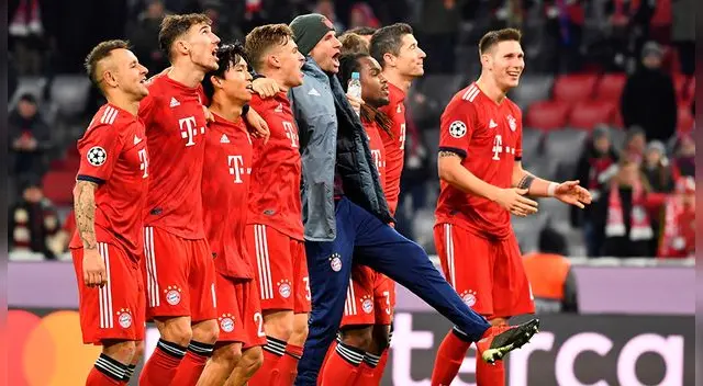 Robert Lewandowski lleva 50 goles en Champions League. 