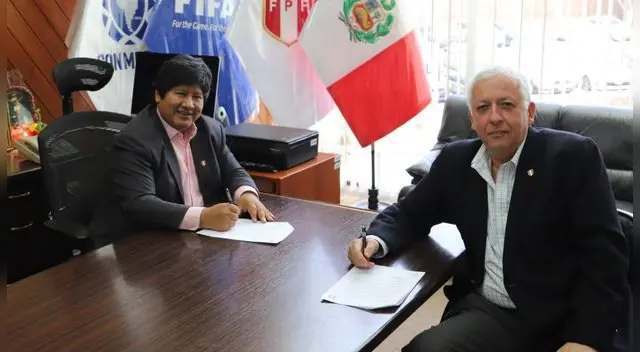 FPF: Antonio García Pye renueva su contrato hasta el 2022 | Edwin Oviedo.