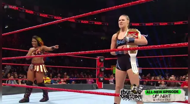 En WWE Monday Night Raw, Ronda Rousey derrotó a Nia Jax en una pelea de equipo previo a TLC 2018.