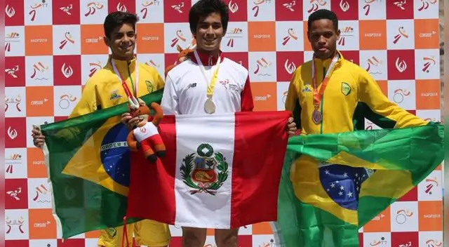 Luis Ángulo medalla de oro, en la categoría de Atletismo Luis Ángulo medalla de oro, en la categoría de Atletismo