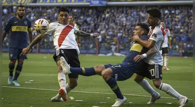 River Plate y Boca Juniors definen al campeón de la Copa Libertadores. River Plate y Boca Juniors definen al campeón de la Copa Libertadores.