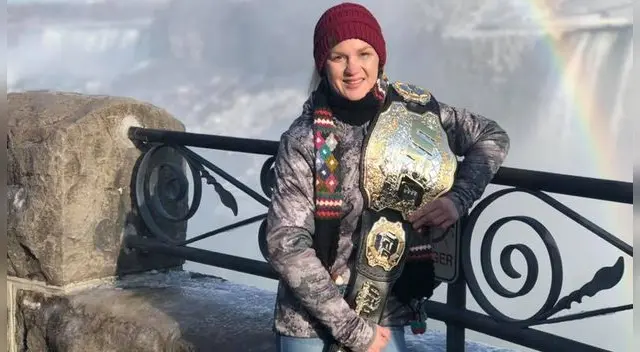 Valentina Shevchenko compartió imágenes en las que se le aprecia descansando tras su histórica actuación en el UFC 231.