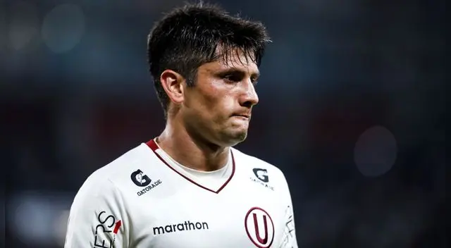 Diego Manicero, durante un partido de Universitario.