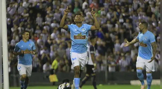 Marcos López celebra el primer gol de Sporting Cristal a Alianza Lima en Matute. Marcos López celebra el primer gol de Sporting Cristal a Alianza Lima en Matute.