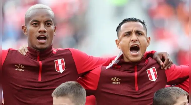 Yoshimar Yotún fue vacilado por André Carrillo y Renato Tapia en redes sociales