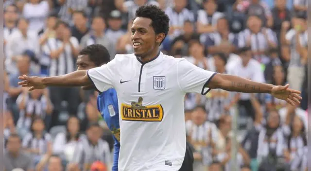 Yordy Reyna celebra un gol en un amistoso de Alianza Lima en Matute.