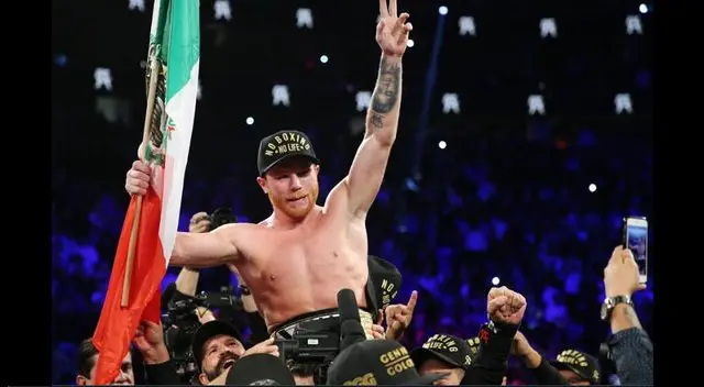 Canelo Álvarez derrotó por K.O. técnico a Fielding y es nuevo campeón supermediano de la AMB [RESUMEN]