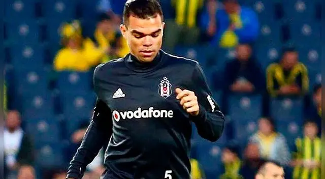 Pepe rescinde con Besiktas y paga sueldos atrasados de los trabajadores del club