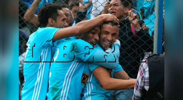 Sporting Cristal Campeón 2018: Gabriel Costa emocionado celebró el campeonato halagando a sus compañeros │ VIDEO