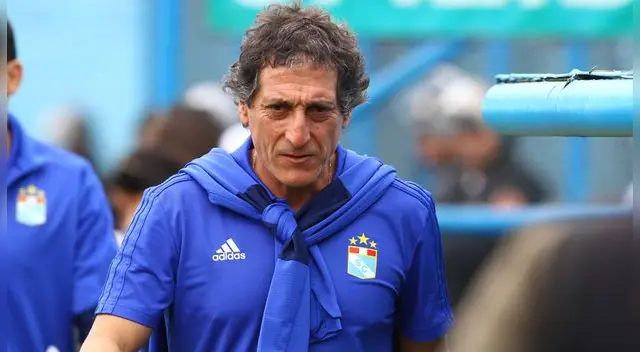 Mario Salas, durante un partido de Sporting Cristal. Mario Salas, durante un partido de Sporting Cristal.