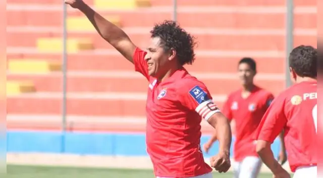 Santiago Acasiete compara al Cienciano del 2003 con el de ahora: "Jugábamos con garra y corazón"