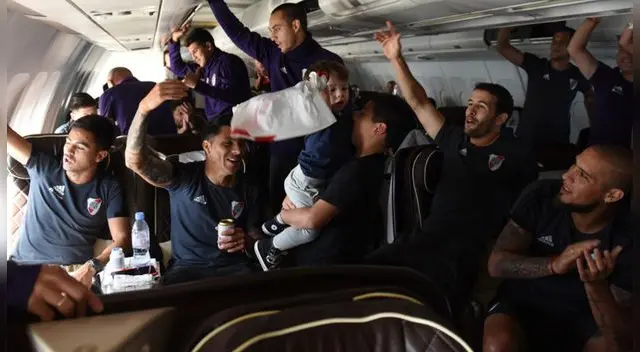 YouTube | River Plate EN VIVO: Así vivió el plantel millonario su llegada al Monumental con la Copa Libertadores | VIDEO | VIRAL YouTube | River Plate EN VIVO: Así vivió el plantel millonario su llegada al Monumental con la Copa Libertadores | VIDEO | VIRAL